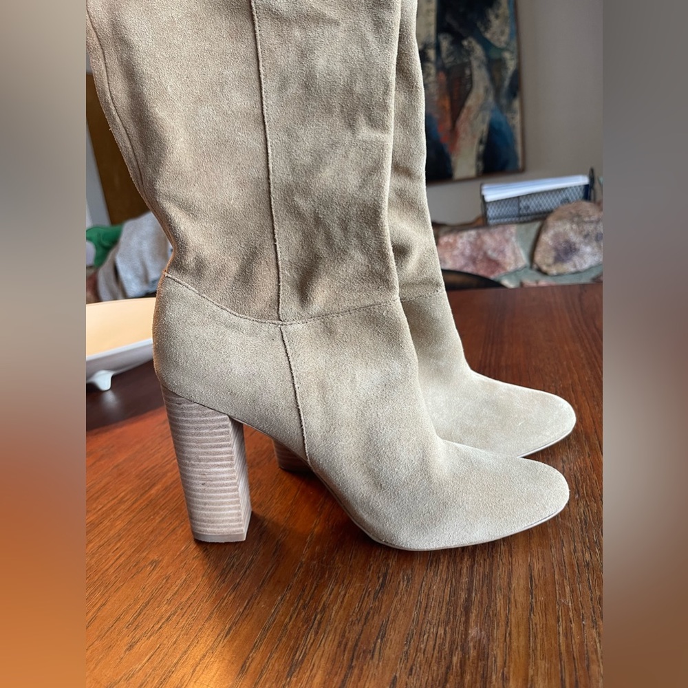 Banana Republic Tan Suede Boots
